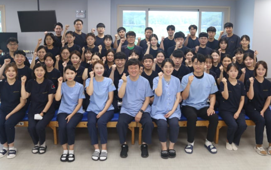 뇌경색 환자의 허리 통증, 어떻게 해야 할까요?